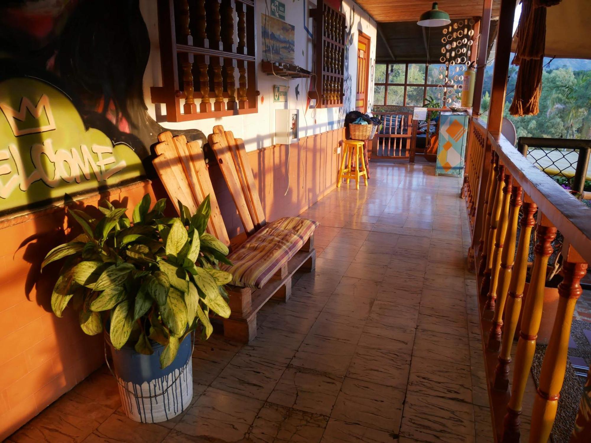 Casa Kayam Art Hostel Coliving Coworking Guatapé エクステリア 写真