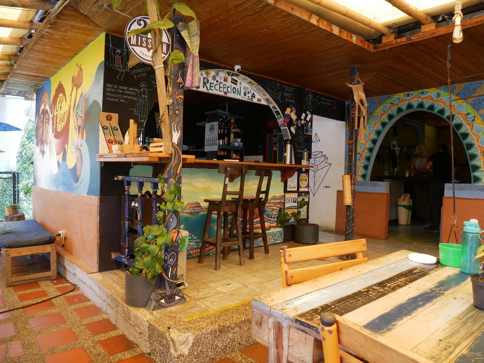 Casa Kayam Art Hostel Coliving Coworking Guatapé エクステリア 写真